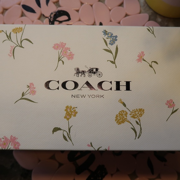 Coach F73078 TS Cosmetic pouch floral carnation - Picture 3 of 8
